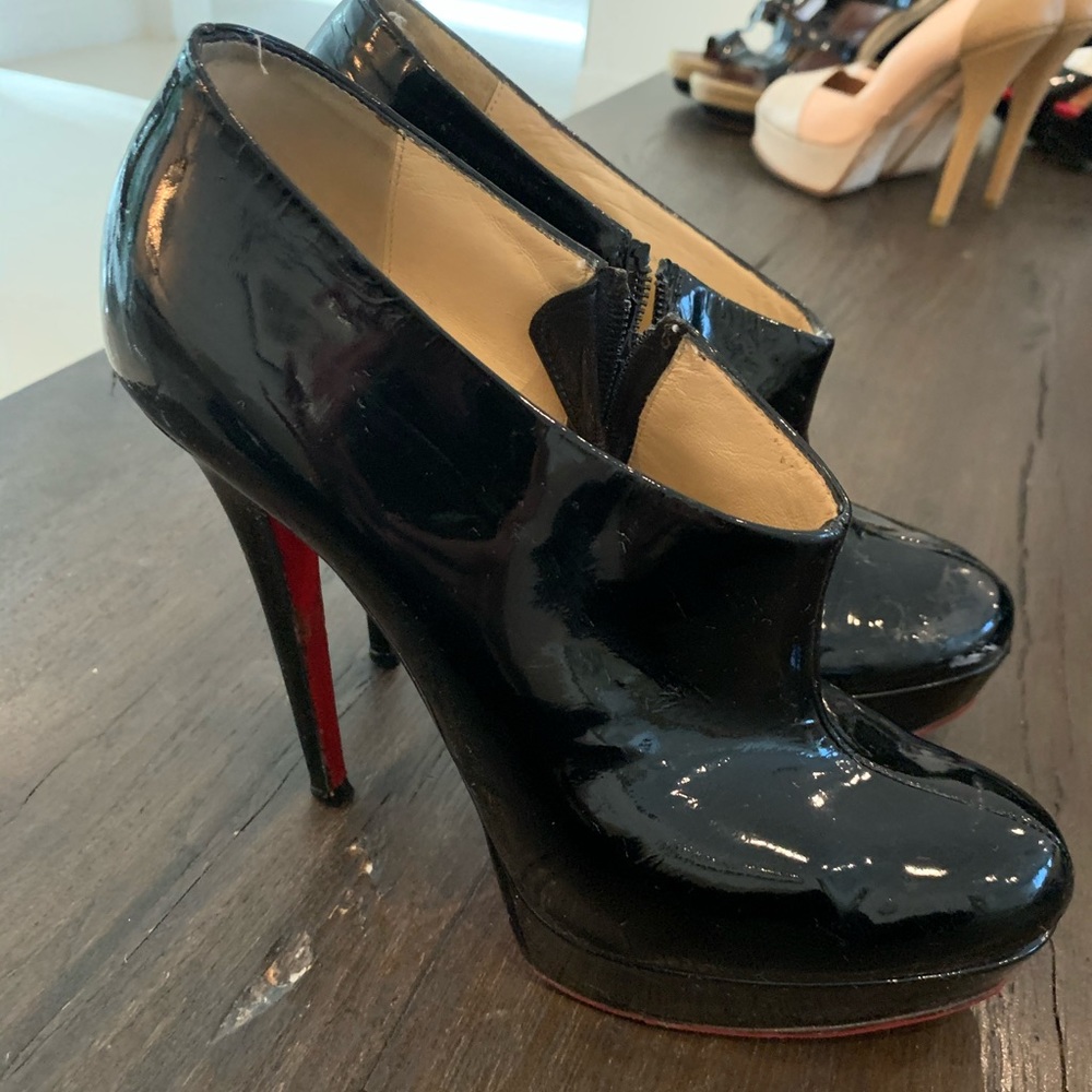 Christian Louboutin 41
